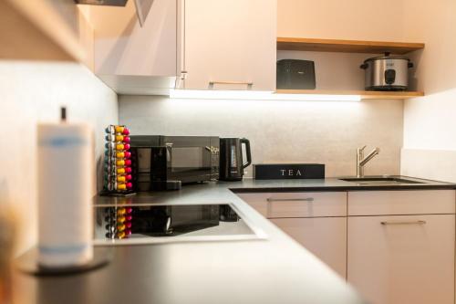 Handmade I Modern I Luxury I Kitchen I Home Office I Parkplatz in Holzgerlingen, Deutschland
