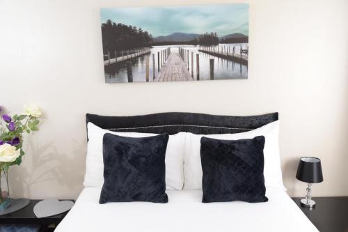 The Kyoto House - Spacious Cosy Bedrooms - image 10