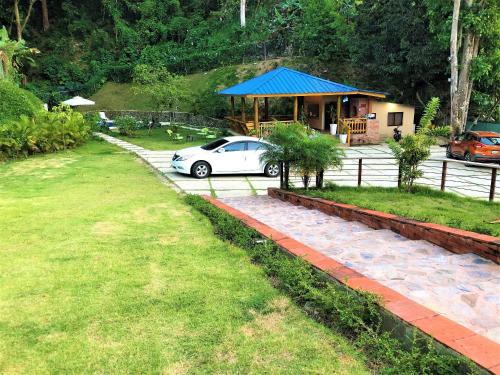 Green Village By Hospedify, Hermosa Villa En Las Alturas con Piscina, Billar, y BBQ