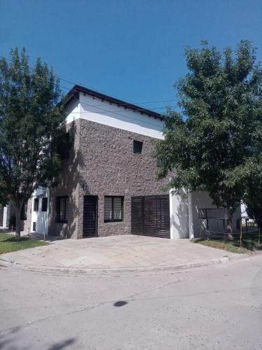 2 bedrooms, 4 beds