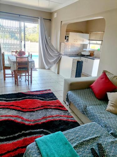 Poolside Guest House in Port Shepstone