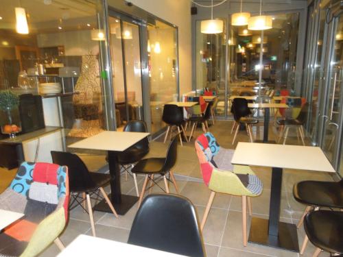 בר/טרקלין, Hotel Saint-Pierre in Pontarlier