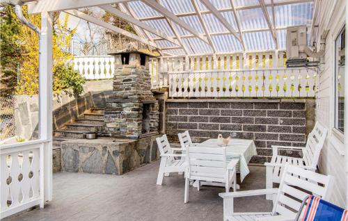 ทัศนียภาพภายนอกโรงแรม, 5 Bedroom Amazing Home In Strandebarm in สตรานเดบาร์ม