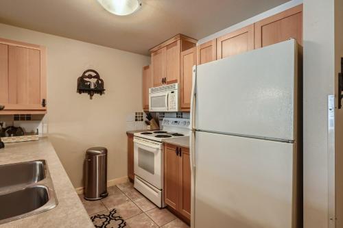 Passage Point 326 Condo in Frisco, USA