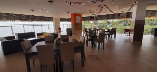Étterem, Alquiler Apto Ibiza Playa Corona- Para carnaval reserva mínimo 4 noches (Alquiler Apto Ibiza Playa Corona- Para carnaval reserva minimo 4 noches) in Las Uvas