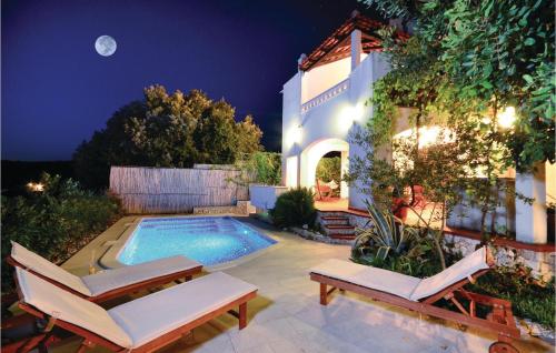 Beautiful Home In Kanica With 6 Bedrooms, Wifi And Heated Swimming Pool - Sevid