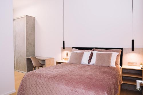 Luxury wellness apartment SHA - Tap to explore photos