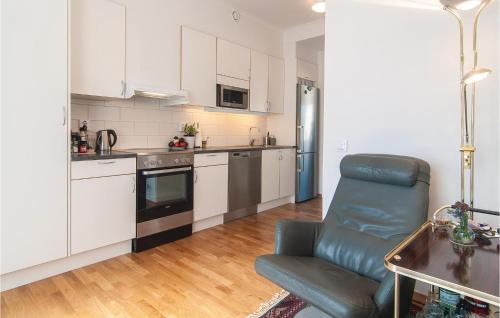 주방, Awesome Apartment In Visby With Kitchen in 이스트 비스뷔