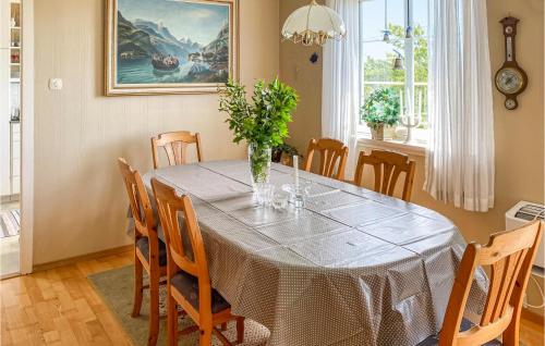 Stunning Home In Lindesnes With 3 Bedrooms And Wifi in Spangereid