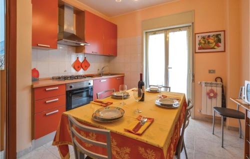  Beautiful home in Motta Camastra with 4 Bedrooms in Motta Camastra