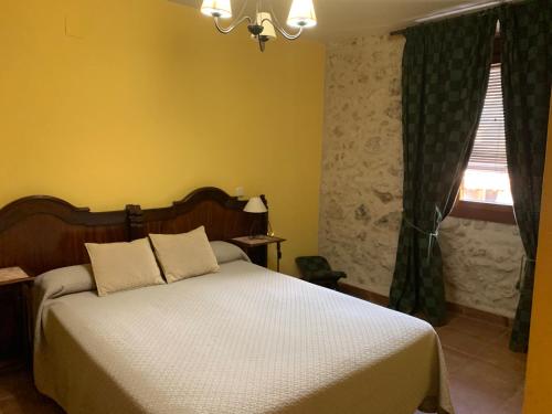 1 double bed, 2 sofa beds
