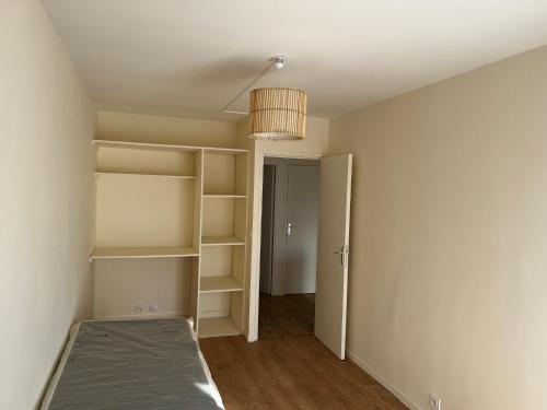 Chambre Privée Cosy à Longjumeau - Proche Orly & Massy (Chambre Privee Cosy a Longjumeau - Proche Orly & Massy) in Chilly-Mazarin
