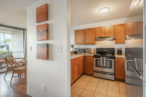 Kihei Holiday 215 by Coldwell Banker Island Vacations - image 14