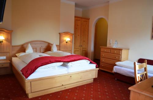 Hotel Rietzer Hof Room Type - Triple Room