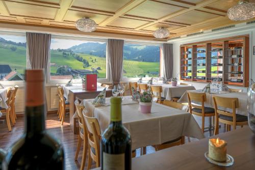 Restorāns, Hotel Frohe Aussicht in Schwende