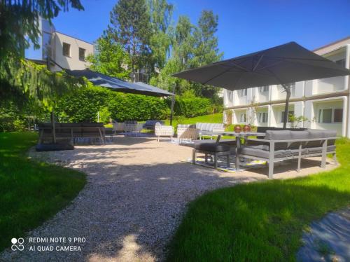 Kert, Hôtel Mercure Annecy Sud in Seynod