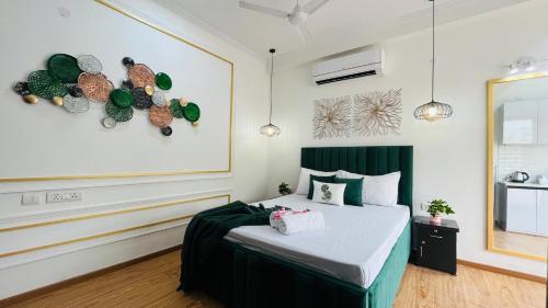 Studio Apartment room in BluO Studio Noida - BathTub Gym Balcony Garden