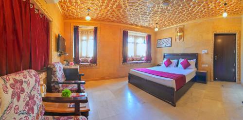 Hotel Sky Plaza - Best ever view of Jaisalmer Fort photo 1