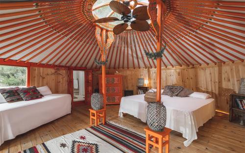 WAKANA LAKE CAMPS
