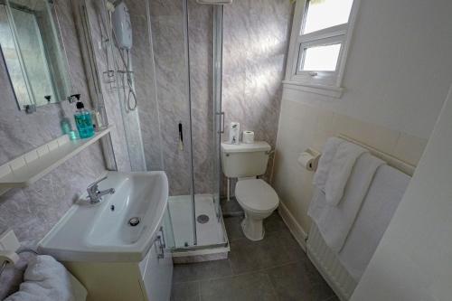 Ashdale Guest House - image 8