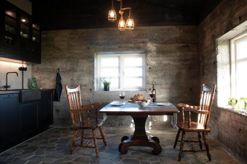 Kitchen, Jakob´s old farmhouse in Budarholshverfi