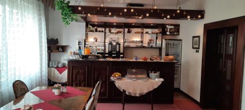 Hotel Excellent – Prague, PA