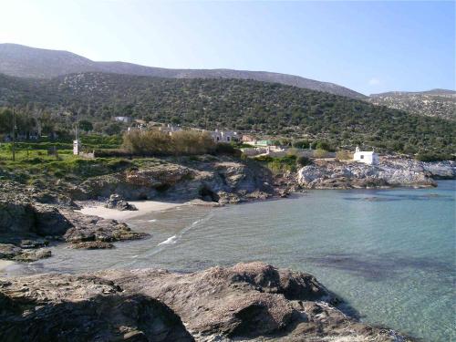 Traditional stone-built cottages Azalas