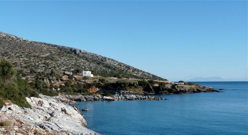 Traditional stone-built cottages Azalas