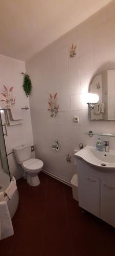 Hotel Excellent – Prague, PA