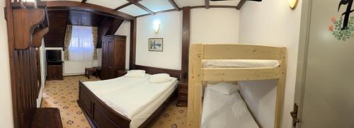 Pensiunea Pasul Clabucetului - image 2