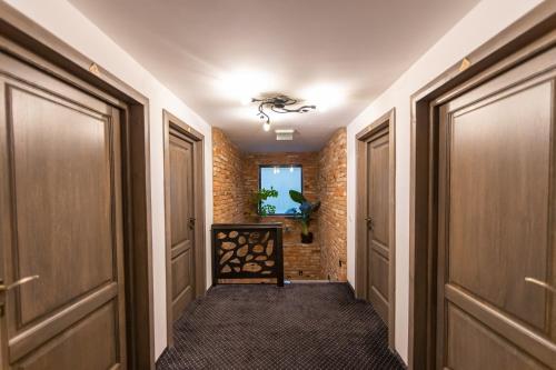Ranger Chalet - image 3