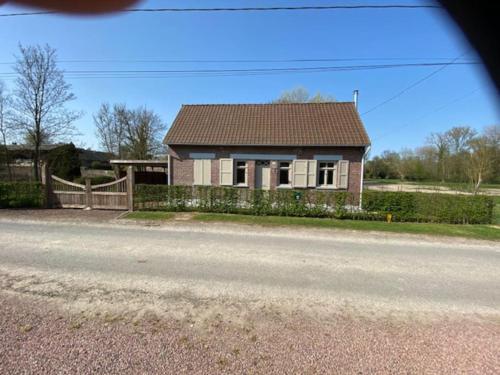 Cosy landelijk huisje nabij riviertje in Trefcon