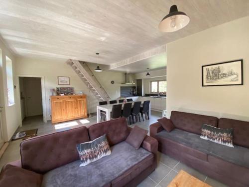 Cosy landelijk huisje nabij riviertje in Trefcon