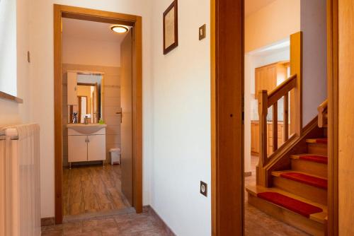 Vannas istaba, Tourist Farm Škerlj (Tourist Farm Skerlj) in Tomaj