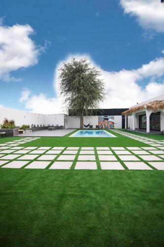 Two Palm - Villa – khách sạn tại Al Dhait South