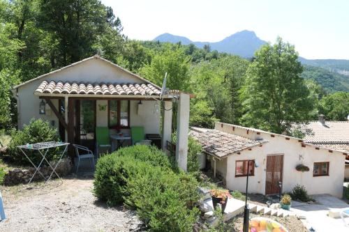 Maison Castellane Chambre d'Hotes B&B