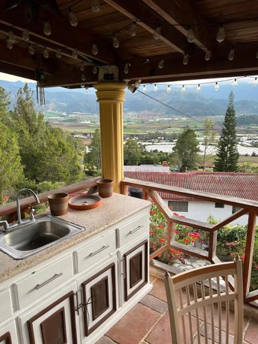 Villa Paloma/ Home/ Office-Remote Office in Constanza