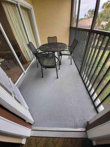 All furnished condo -than 10 min from major Parks! - image 10