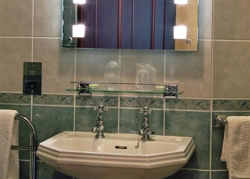 Tigh na Sgiath Country House Hotel – Skye of Curr