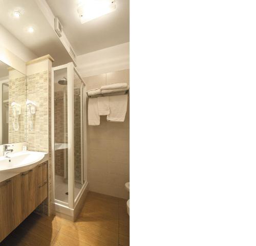 Triple Room image 7
