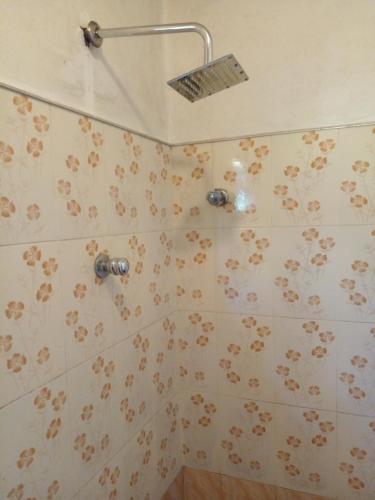 Bathroom, Muthu Villa in Kalutara