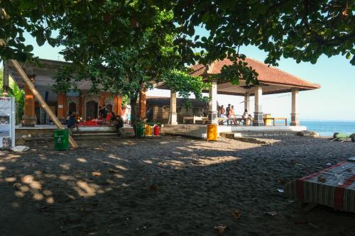 Bounty Beach Shack