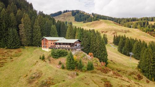 . Berggasthof Hörnerhaus