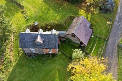 Finest Retreats - Great Cantal Granary