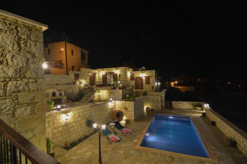 Aliki's House 1+ 2
