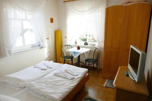 Bi Tiews to Hus - image 3