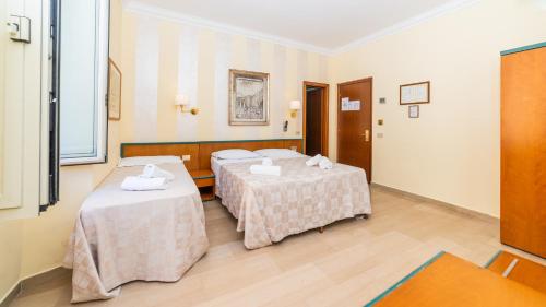 Hotel Center 3 - image 13