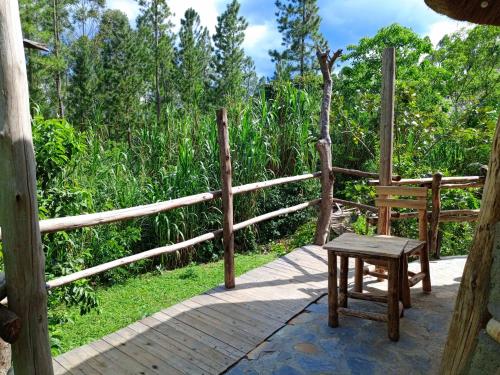 Balkons/terase, Chimpanzee Capital Safari Lodge in Kibale