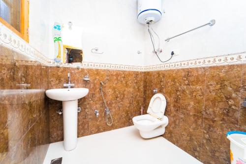 Hotel Al Azrah – Srinagar, PA