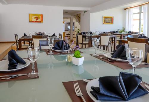 Restorāns, Hotel La Huertita in Quines